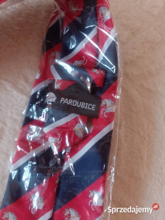 Pardubice Ekskluzywny krawat biznesowy z Londynu Krawaty małopolskie sprzedam