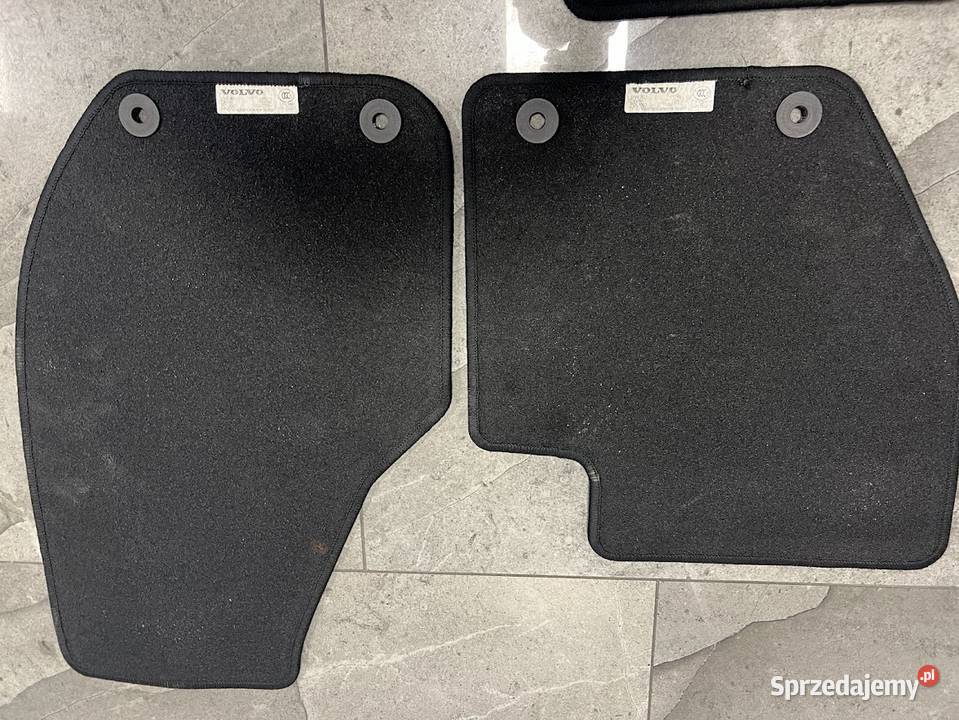 Dywaniki Volvo V40 Country Cross org Płock sprzedam
