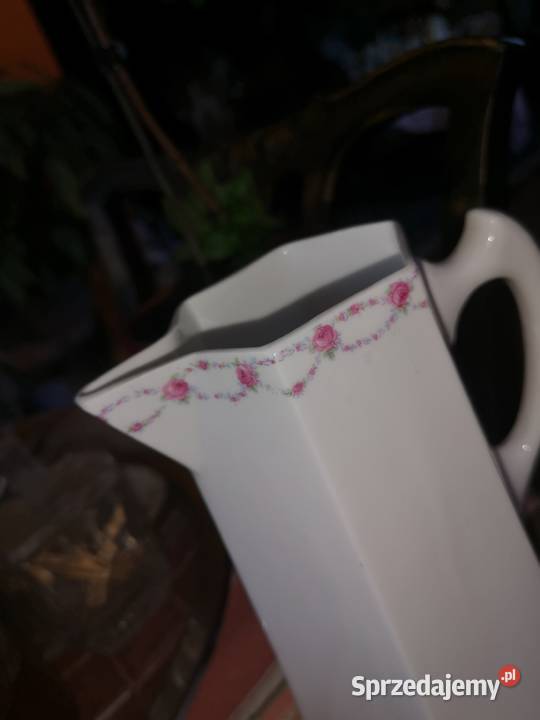 Dzbanek z malutkimi różyczkami Gustafsberg