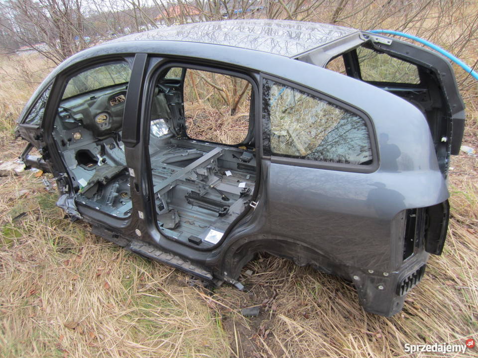 AUDI A2 2003 ZAREJESTROWANE USZKODZONE Rok produkcji 2003