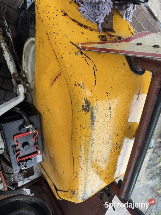 Kabina C 330 błotniki Targowisko