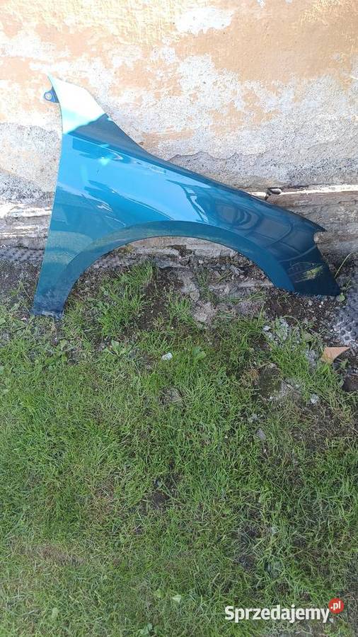Błotnik prawy przód Audi A3 8Y osobowe Stronie sprzedam