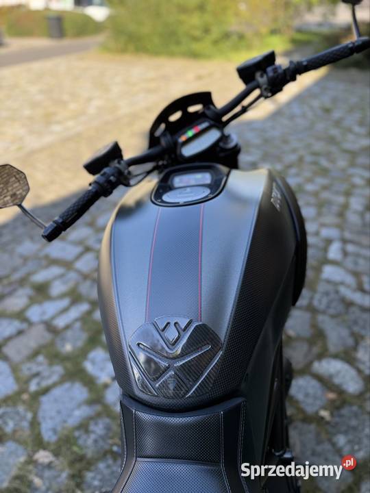 Ducati Diavel Carbon 2016 nieuszkodzony