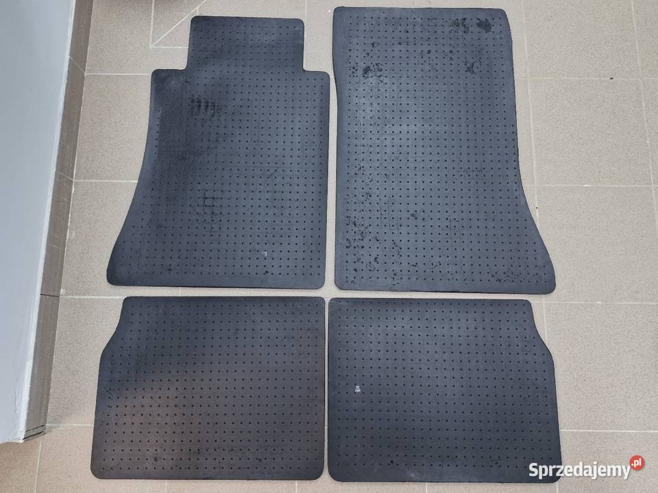 Mercedes 124 Dywaniki gumowe Petex
