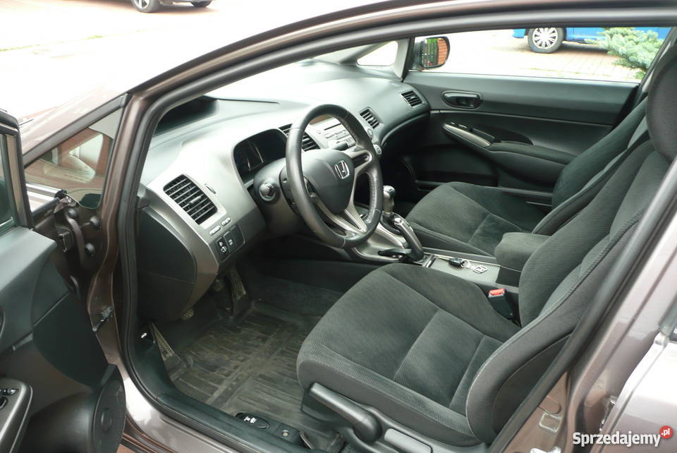 HONDA CIVIC VIII 2011 r 18 140 SEDAN