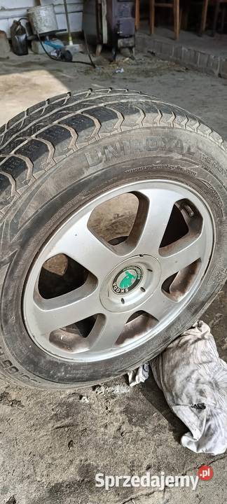 Felgi skoda 15 z oponami Grębów
