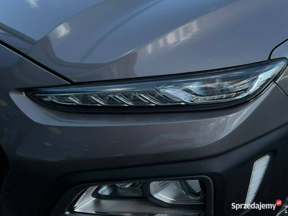 Hyundai Kona 10 TGDI 120 Classic Plus Klima Rok produkcji 2018 Piotrków Trybunalski