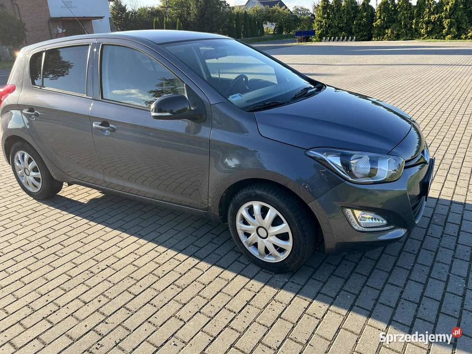 Hyundai i20 2014 r 11 crdi mały przebieg zadbany manualna Tuchola sprzedam