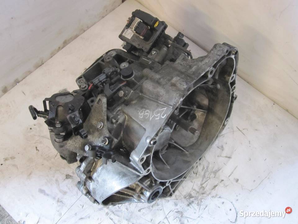 PEUGEOT 3008 20 HDI RHC HYBRID 4 13R 200 Skrzynie biegów manualne