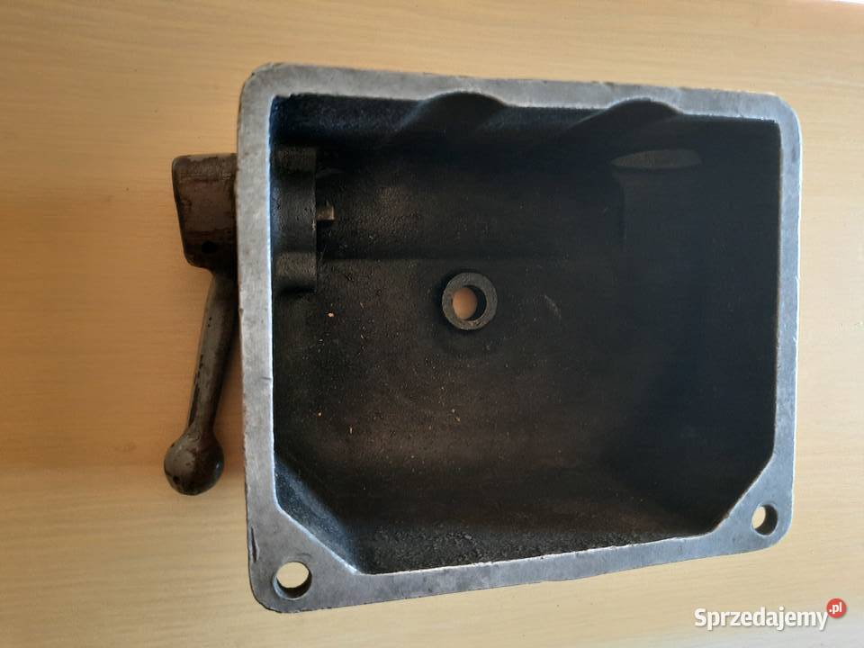 Pokrywa rozrządu Silnik 1HC102S S231 sprzedam