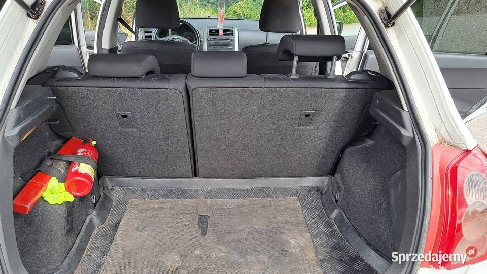 Doinwestowana Toyota Auris nowy akumulator 90KM świętokrzyskie