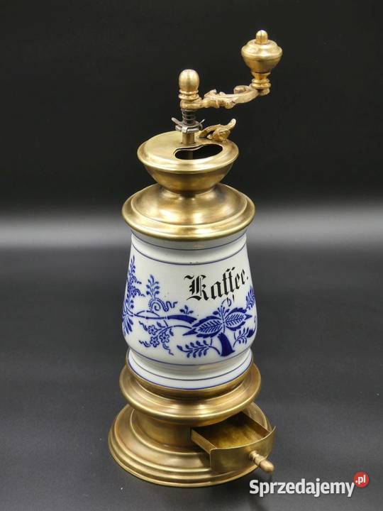 Duży cebulowy młynek do kawy sygnowany Poznań