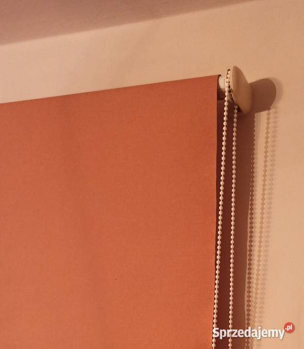 Roleta naścienna wolnowisząca przygaszona Wystrój okien Radzyń Podlaski