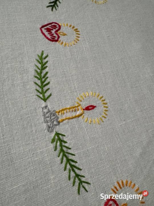 obrus okrągły ręcznie haftowany rękodzieło śląskie