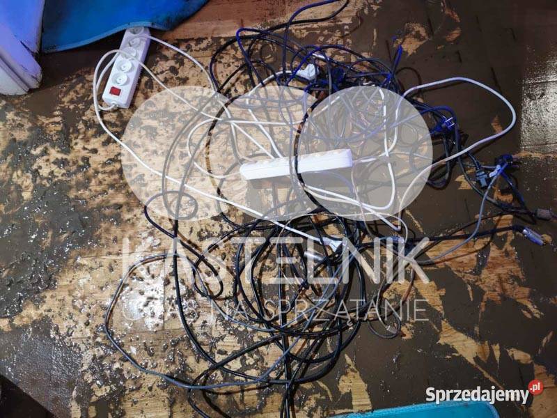 Sprzątanie zalaniach usuwanie szkód Lubliniec Osuszanie i odgrzybianie