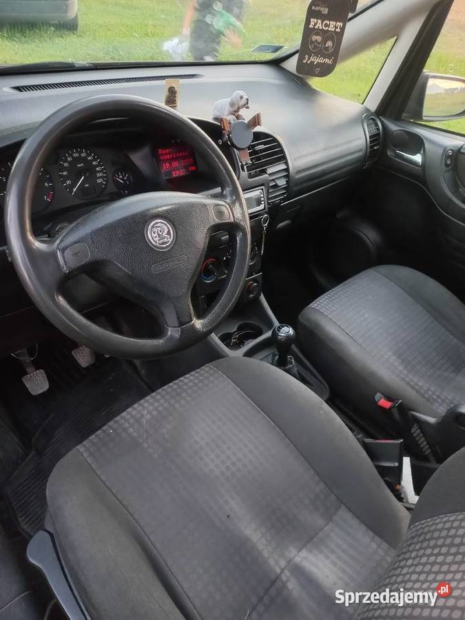 Sprzedam Opel Zafira Trzcianki sprzedam