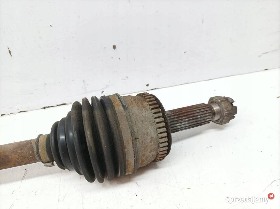 PÓŁOŚ PRAWY PRZÓD 13 B Hyundai Getz I 20022011