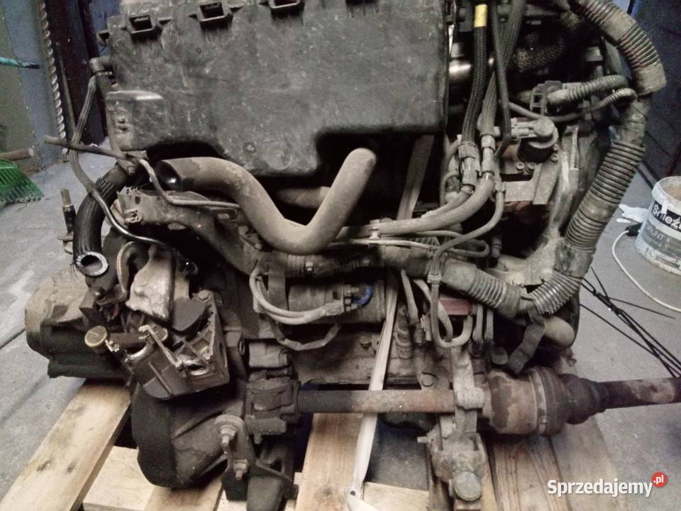 Sprzedam silnik w pełni sprawny peugeot 16 HDi Leśnica sprzedam