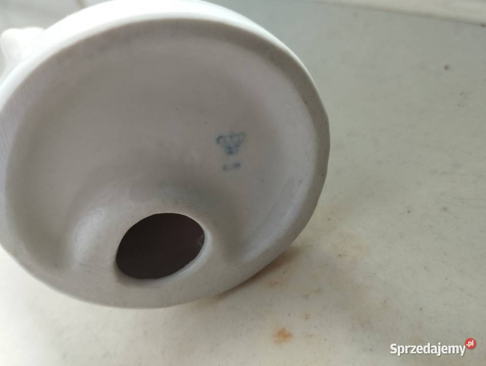 figurka porcelanowa sygnowana Chorzów sprzedam