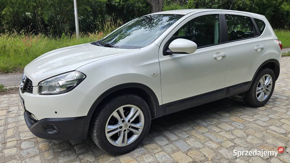Nissan Qashqai 2013r 16 benzyna krajowy biała 116KM Wrocław