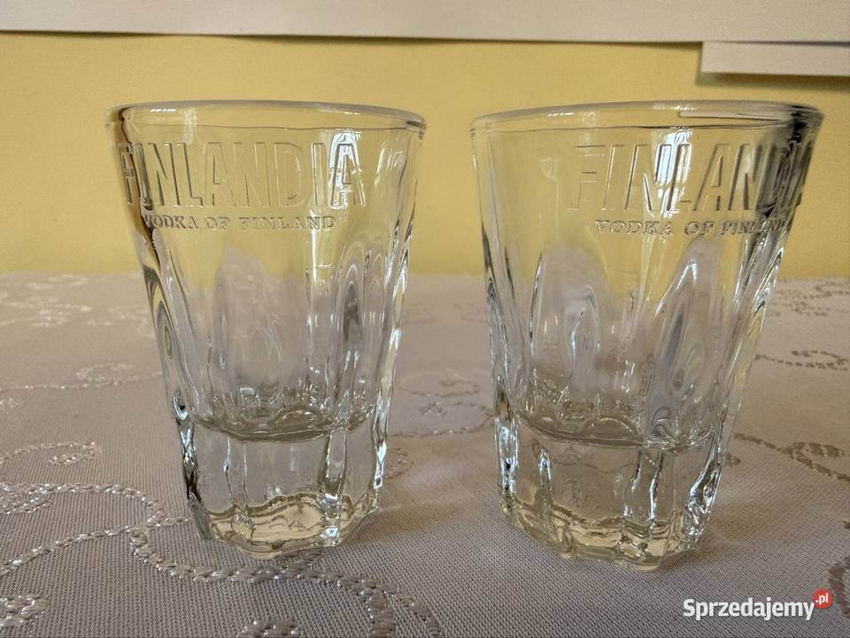 Kieliszki Finlandia Vodka tłoczone Grube Szkło z Czerwionka-Leszczyny