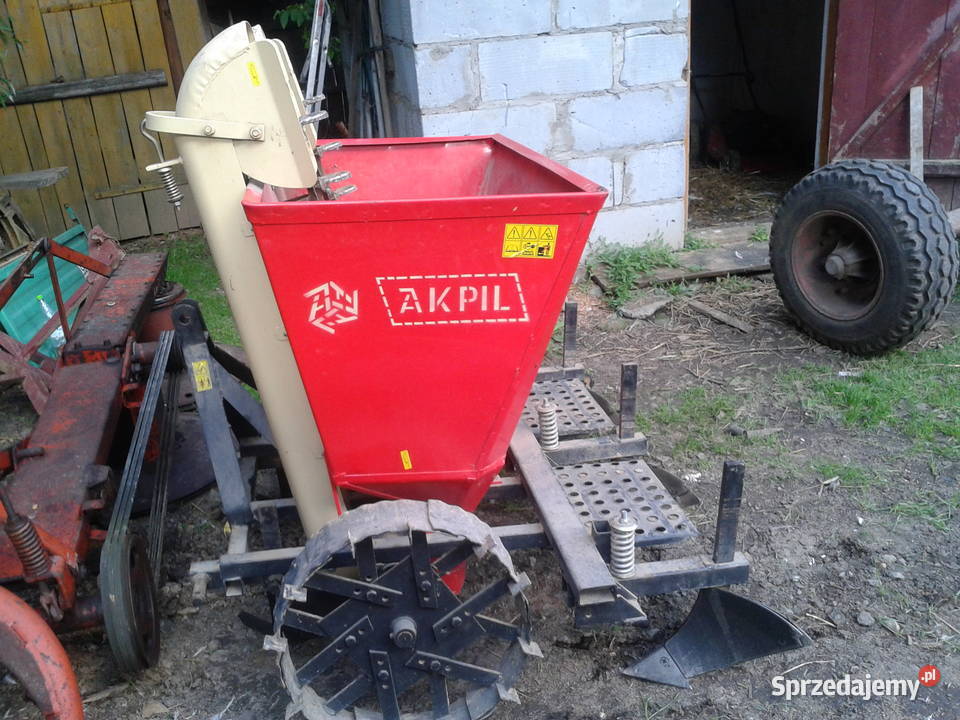 sadzarka do ziemniaków AKPIL Nowa Słupia