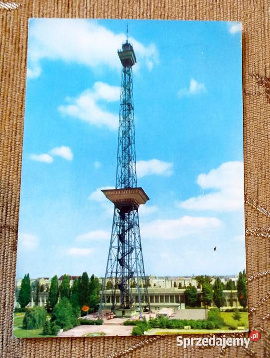 WIDOK NA WIEŻĘ RADIOWĄ W BERLINIE WYBUDOWANĄ W Piszczac