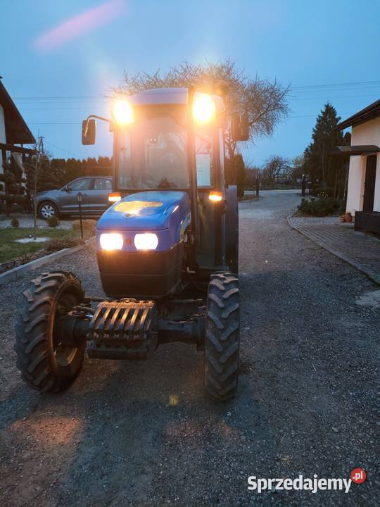 Ciągnik Sadowniczy Holland TN85FA Ciągniki Opole Lubelskie