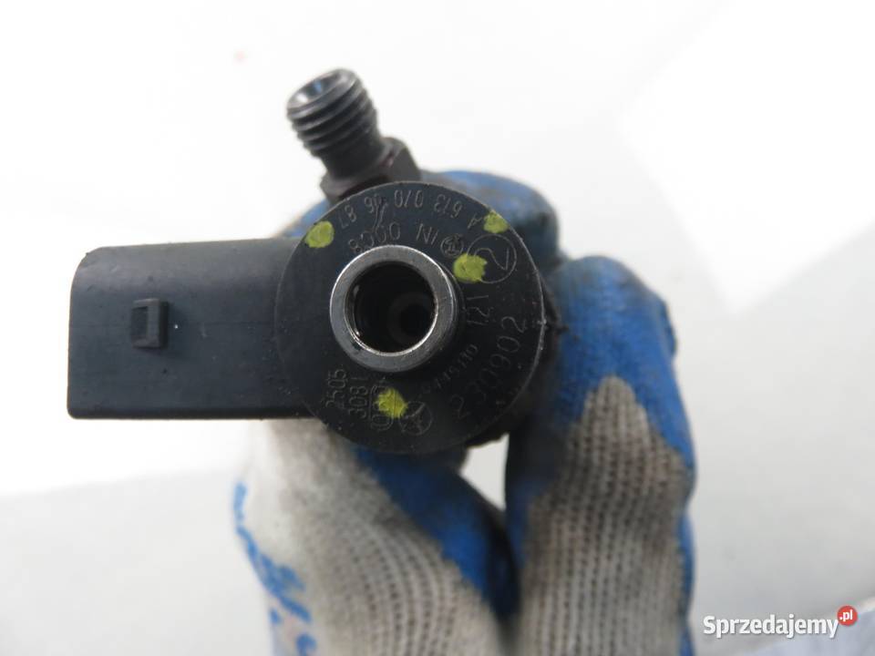 WTRYSKIWACZ MERCEDES W220 S 320 CDI 0445110121 osobowe