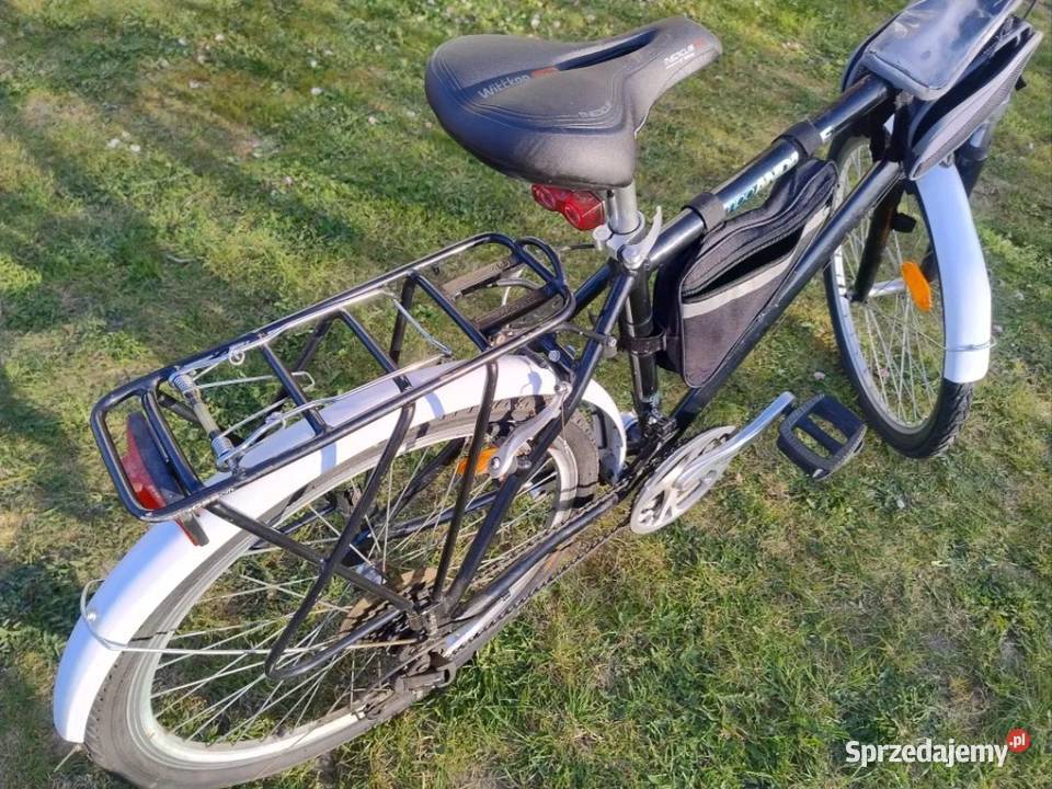 400Rower trekkingowy Kross rama 19 Łuków