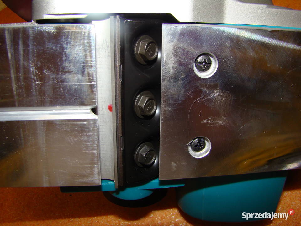 Strug do drewna Makita KP 0800 szerokość 82 mm