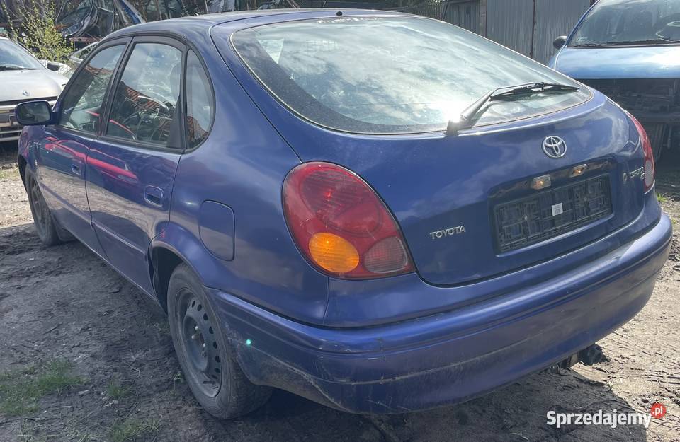 Toyota Corolla VIII E11 Lift FL 19 kolor 8L5 NA