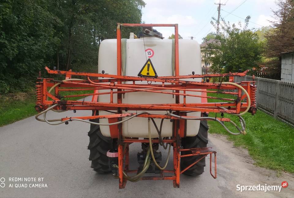 Opryskiwacz 400l nowszego lance regulowane na małopolskie Dąbrowa Tarnowska