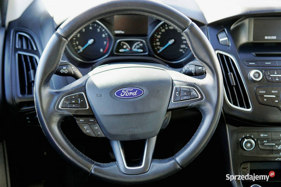 Ford Focus 15 EcoBoost Gold X ASS salon Polska 4/5 Warszawa