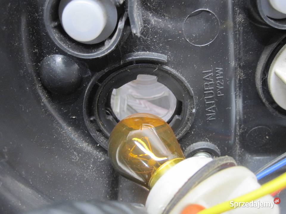 OPEL ANTARA 20 CDTI 07r lampa prawa tył AIC3413 Kielce