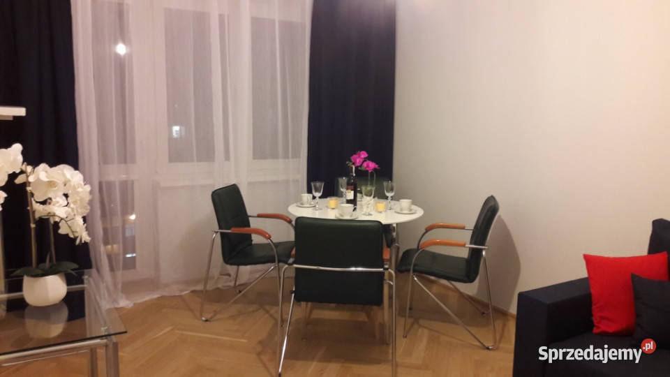 Bezpośrednio 3 nieprzechodnie pokoje z balkonem Warszawa
