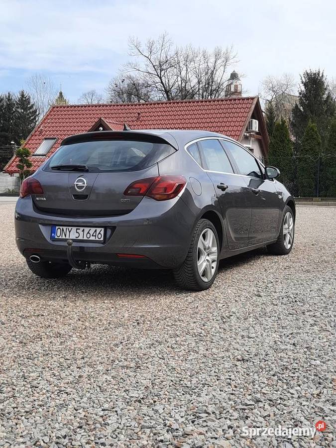 Sprzedam Opla Astrę J wersji COSMO kurtyny powietrzne Paczków