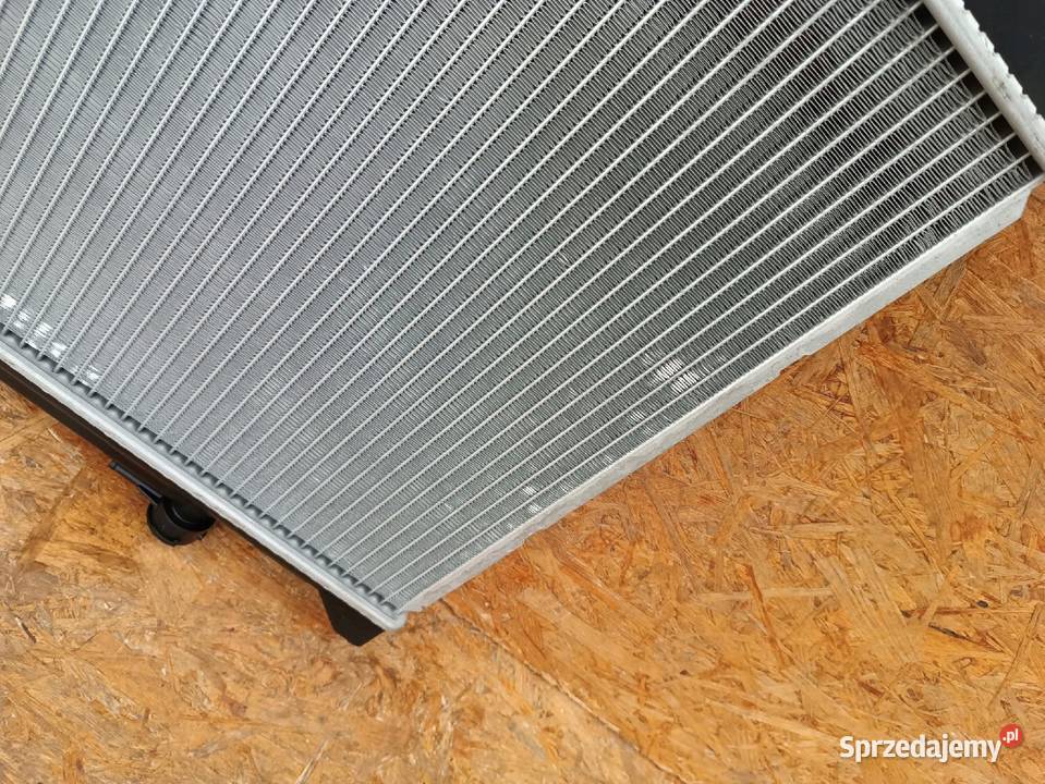 CHŁODNICA WODY SUZUKI GRAND VITARA 2005 20 Części samochodowe Nowy Tomyśl