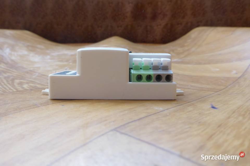 Czujnik ruchu HC 0055L z lampy Lena Gamma Basic Głuchołazy