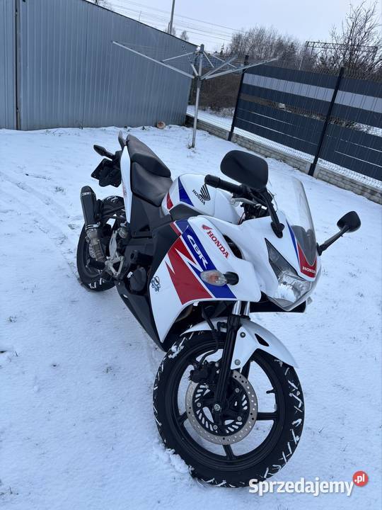 HONDA CBR125R JC50 2015 lubelskie