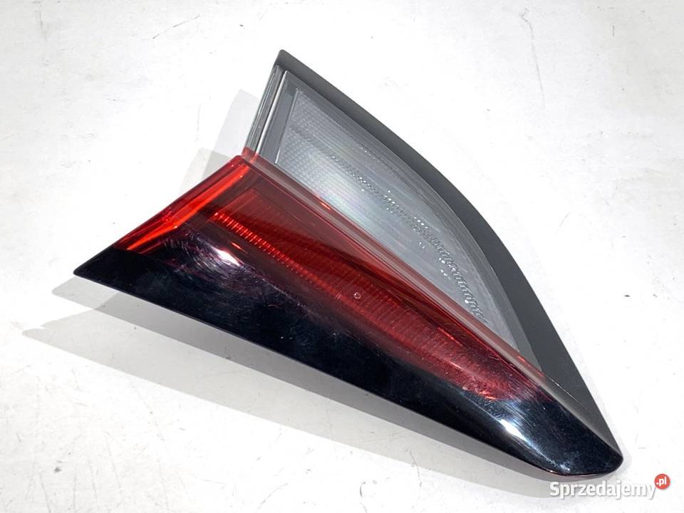 LAMPA TYŁ PRAWA WEWNĘTRZNA OPEL CORSA F 39162671 sprzedam