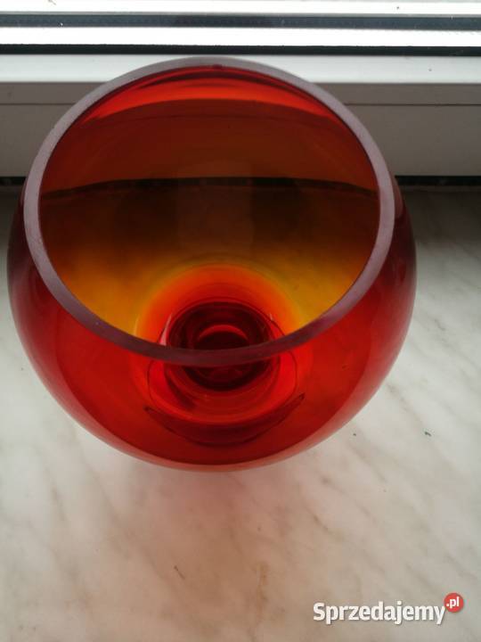 Wazon puchar Ząbkowice prl świeci w uv Choszczno