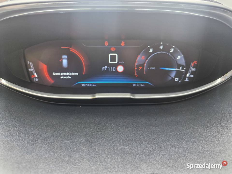 Śliczny Peugeot 3008 niski udokumentowany benzyna Peugeot Trzcianka