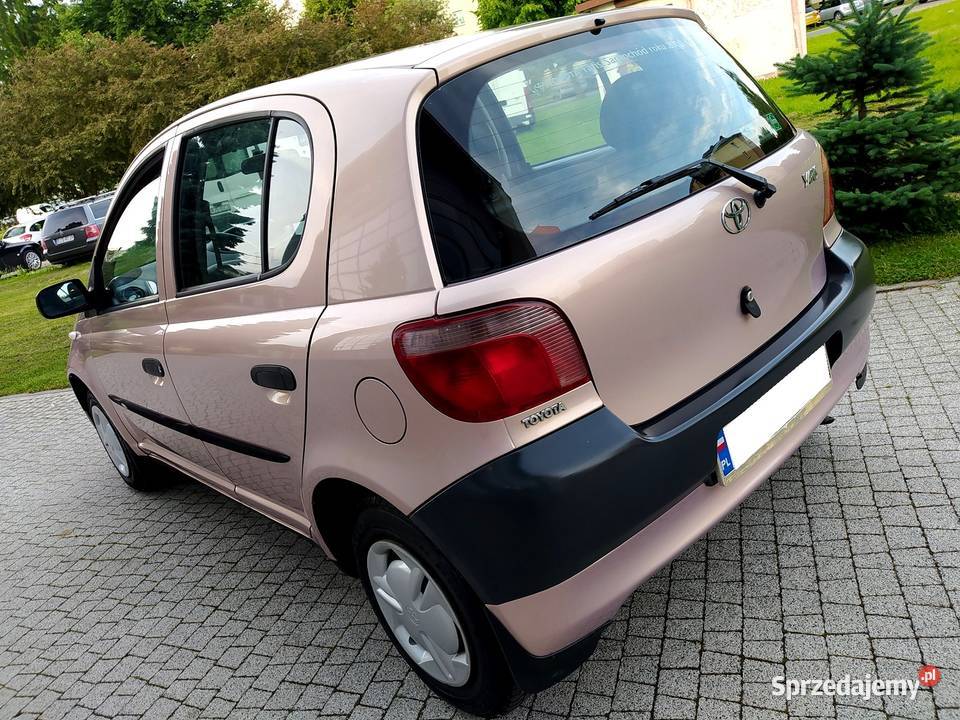 Toyota Yaris 10 2000 Salon 1 WŁaściciel W Jasło