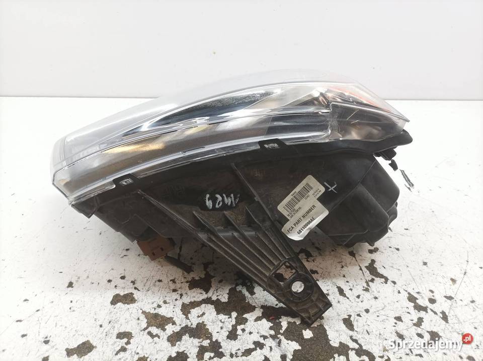 LAMPA PRZÓD PRAWA LIFT EUROPA 68110996AE Jeep