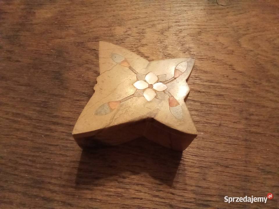 Szkatułka kamienna w kształcie gwiazdy puzderko Warszawa