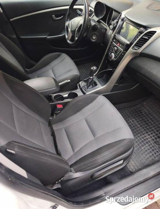 Hyundai i30 16 benzynaandoid auto