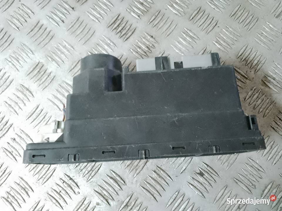 2108001548 Pompa pompka centralnego Mercedes osobowe małopolskie Niwka
