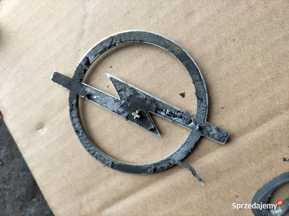 OPEL CORSA B C ZNACZEK EMBLEMAT NAPIS