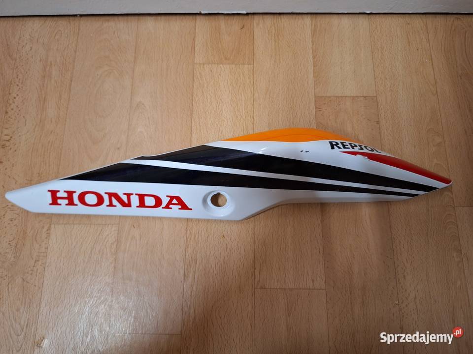 Ogon lewy owiewka bok zadupek Honda CBR125R mazowieckie Wyszków